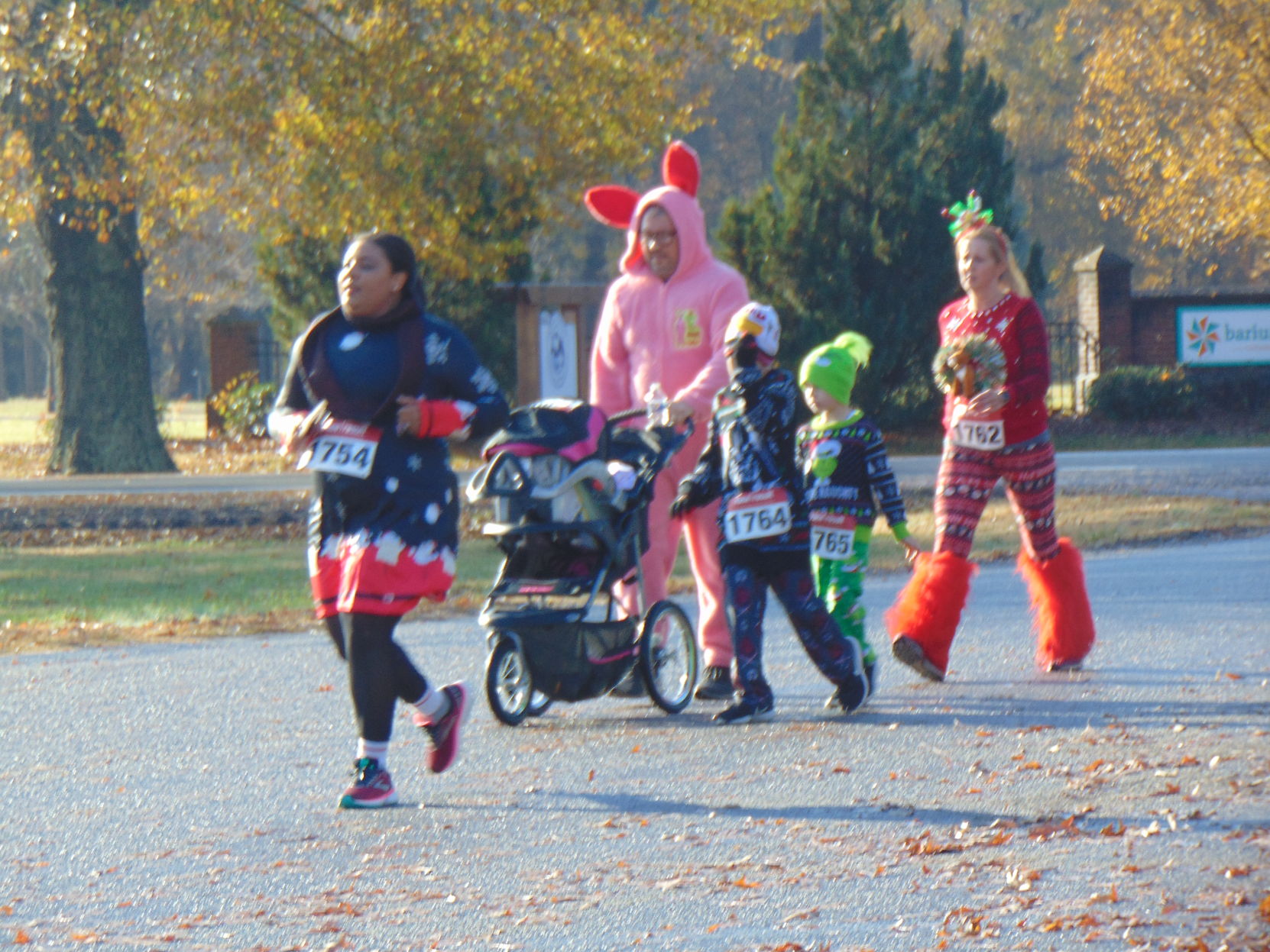 Jingle Run 5K (63).JPG